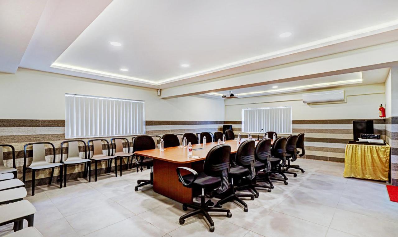 Treebo Galaxy Suites Mathikere Bangalore Ngoại thất bức ảnh