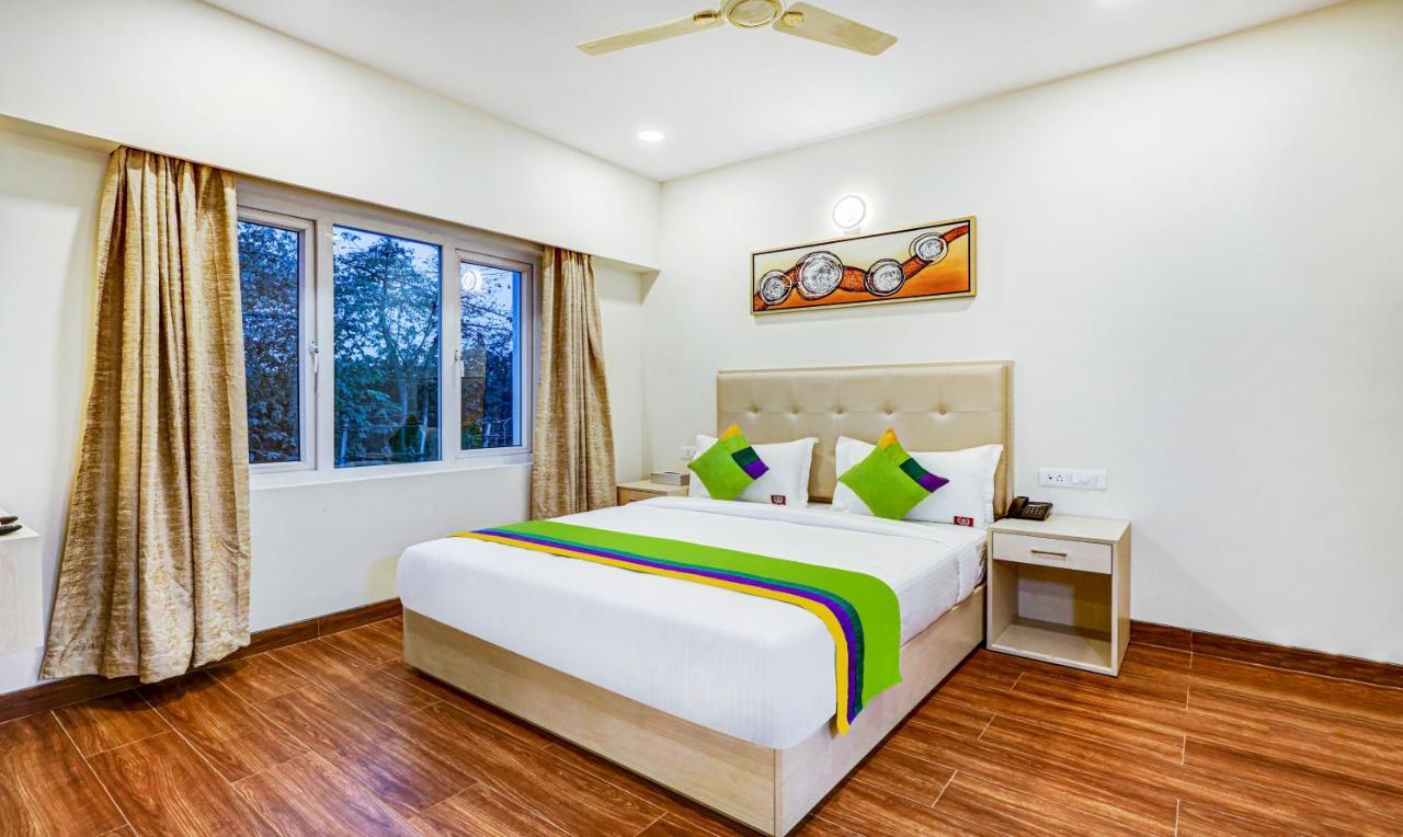 Treebo Galaxy Suites Mathikere Bangalore Ngoại thất bức ảnh