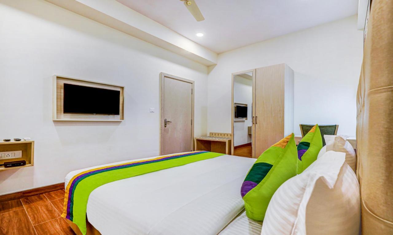 Treebo Galaxy Suites Mathikere Bangalore Ngoại thất bức ảnh