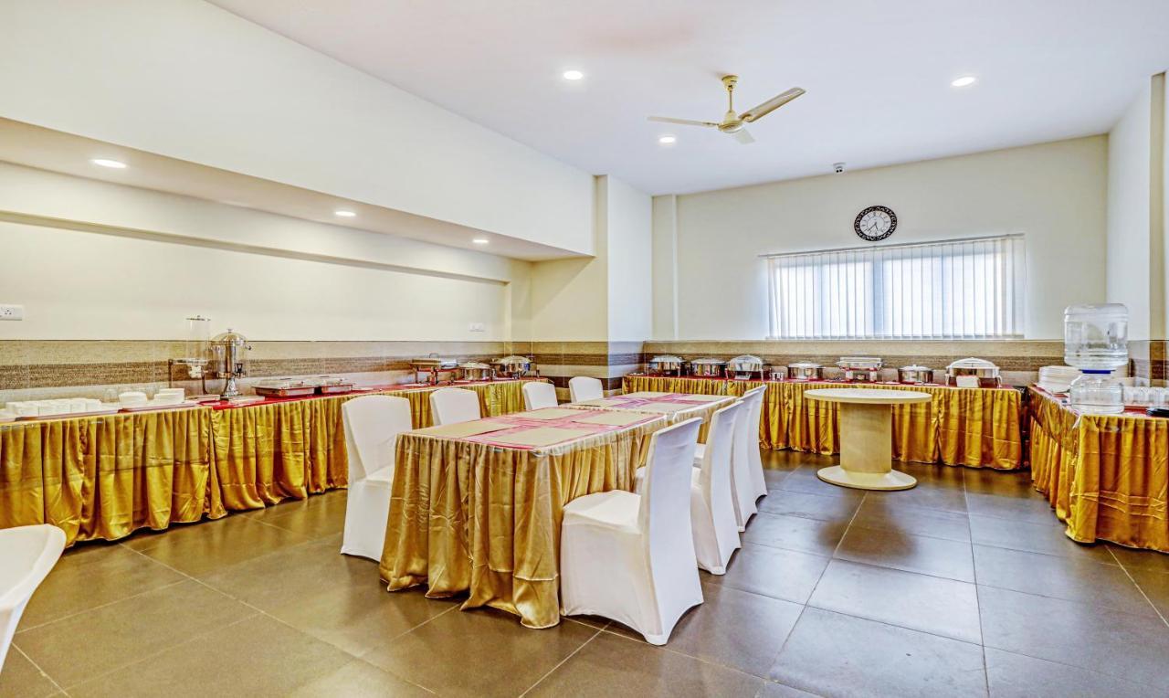 Treebo Galaxy Suites Mathikere Bangalore Ngoại thất bức ảnh